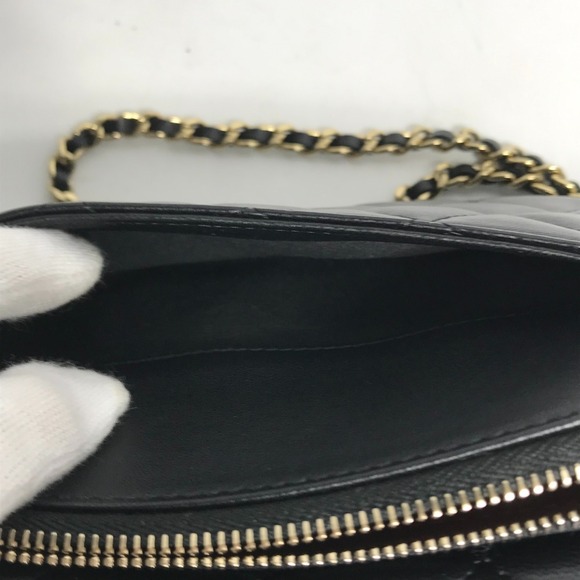 CHANEL Authentic Black Lambskin Leather Logo Wallet - Picture 15 of 16